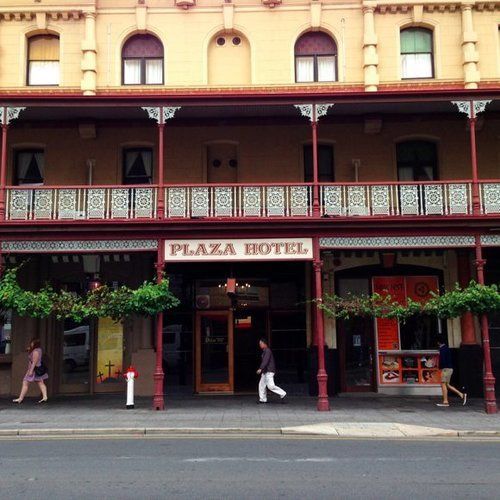 Plaza Hotel Adelaide Exteriör bild